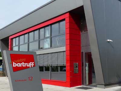 Außenansicht von dem Firmengebäude